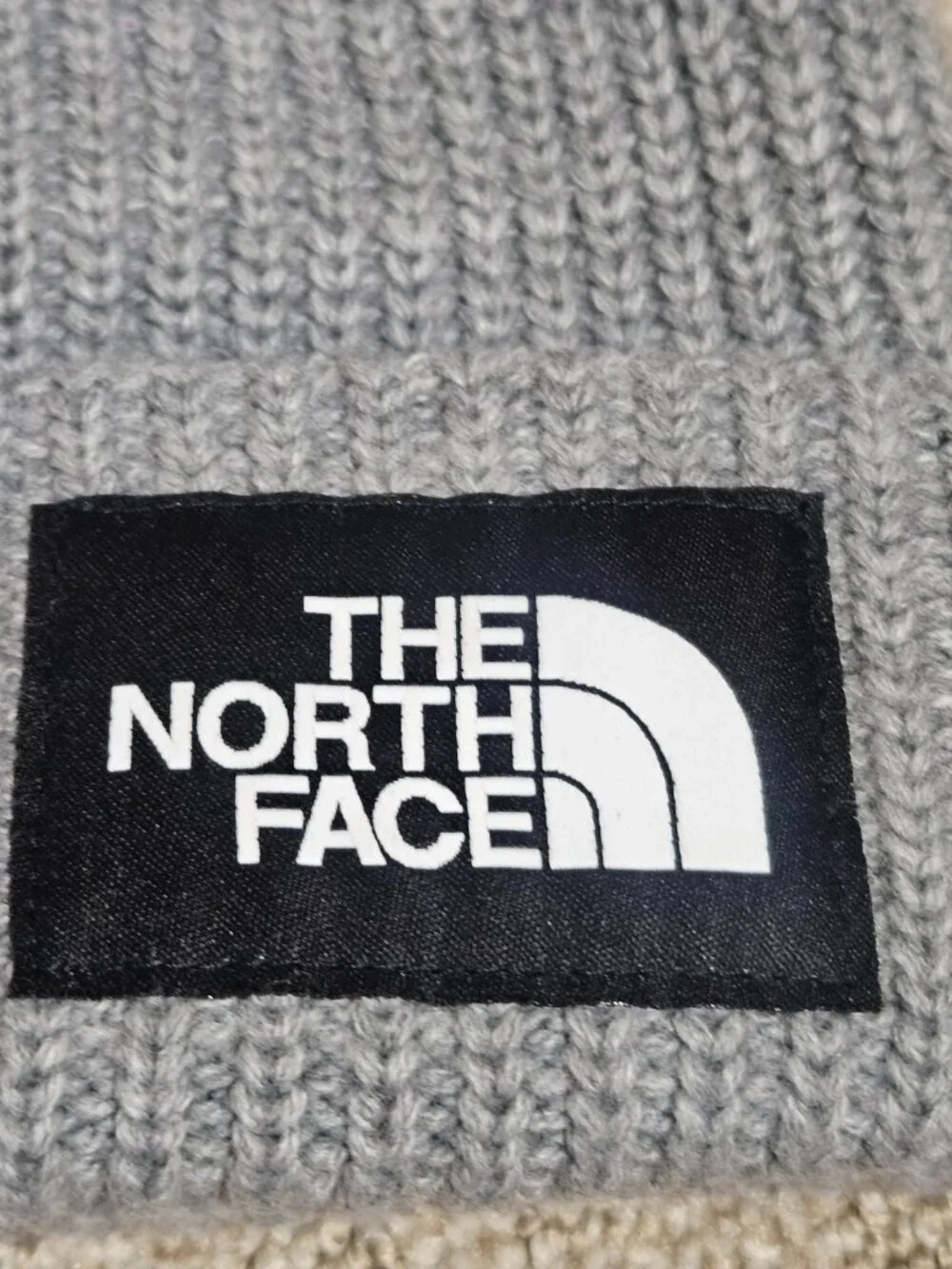 New The North Face Salty Lined Beanie Gray One Size Short Knit Logo Hat Casual
